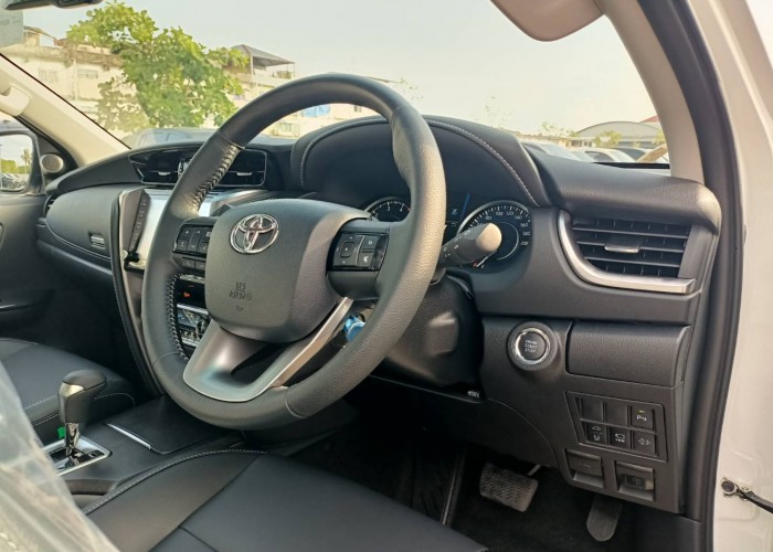 Used 1
                    TOYOTA
                     for Sale Image