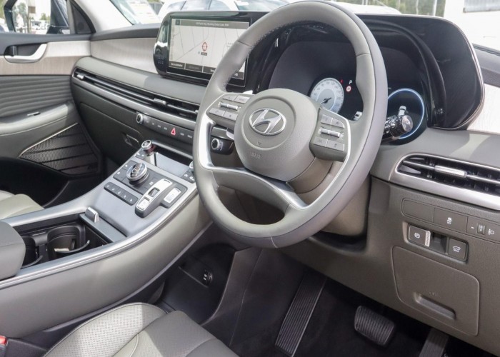 Used 1
                    HYUNDAI
                     for Sale Image