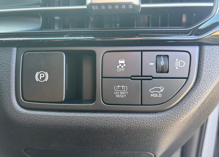 Used 1
                    KIA
                     for Sale Image