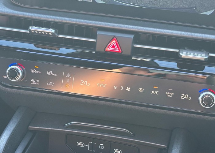 Used 1
                    KIA
                     for Sale Image