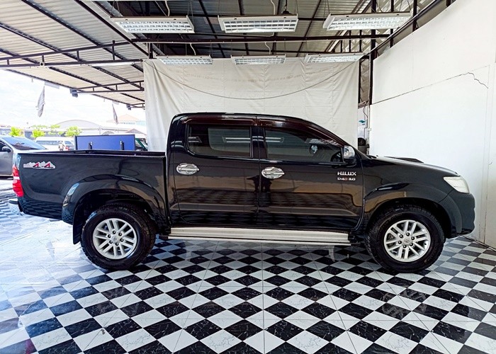 Used 11
                    TOYOTA
                     for Sale Image