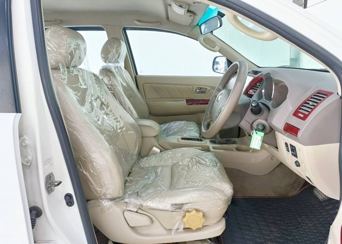 Used 5
                    TOYOTA
                     for Sale Image