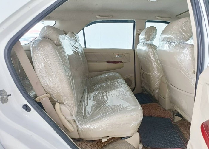 Used 5
                    TOYOTA
                     for Sale Image