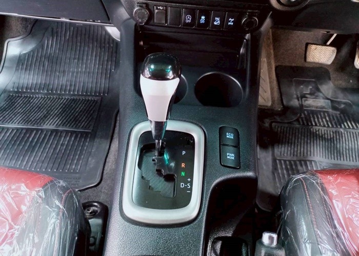 Used 10
                    TOYOTA
                     for Sale Image